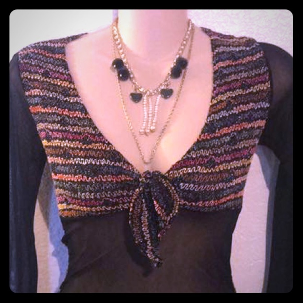 NEW!!!!!! Beautiful long sleeve blouse GIRL SIZE